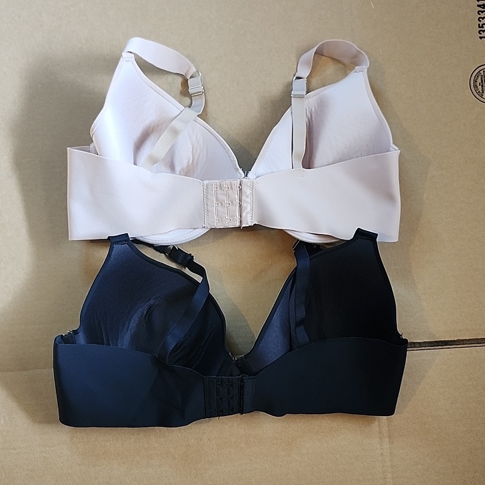 Vince Camuto Black and Tan T-Shirt Bras - Picture 8 of 9